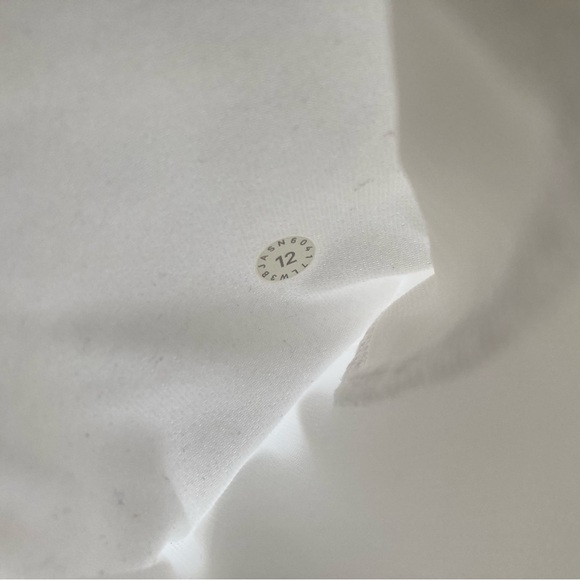 Lululemon White Half Zip Kangaroo Pocket Jacket, Size 12 - Picture 4 of 10